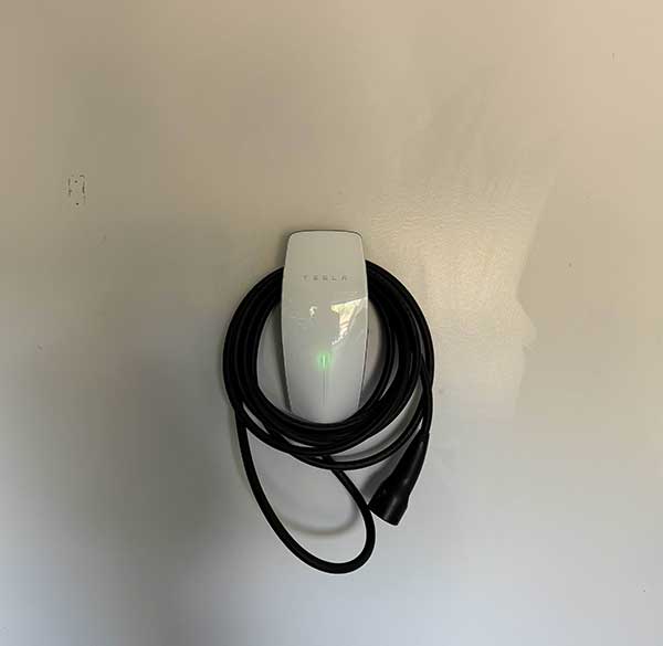 EV-Charger-06 Floor-Mounted Split Systems
